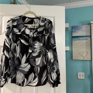 Zac & Rachel Monochrome Floral Blouse